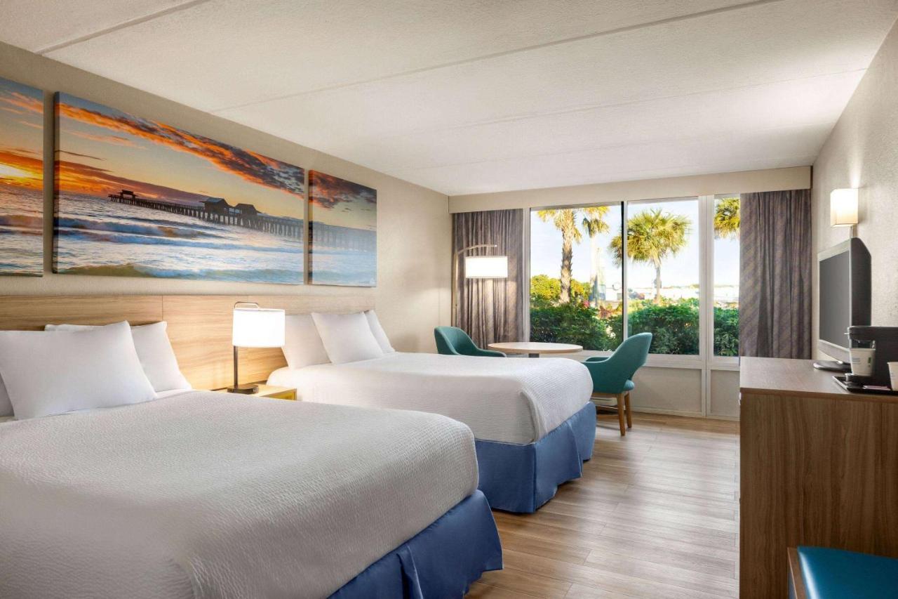 Days Inn By Wyndham Cocoa Beach Port Canaveral Екстер'єр фото