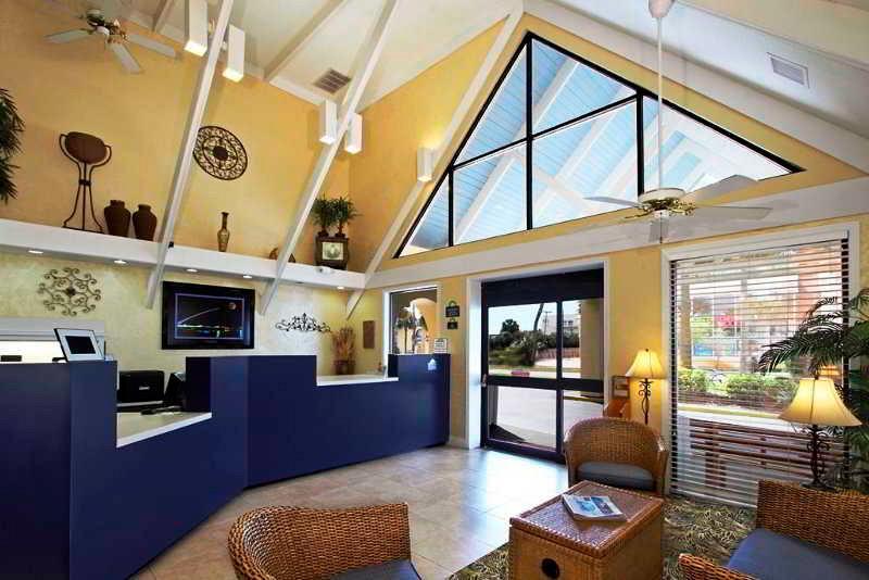 Days Inn By Wyndham Cocoa Beach Port Canaveral Екстер'єр фото